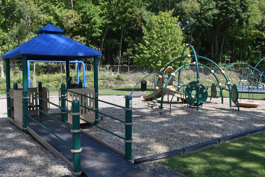 Roseland Park playground in Jamestown