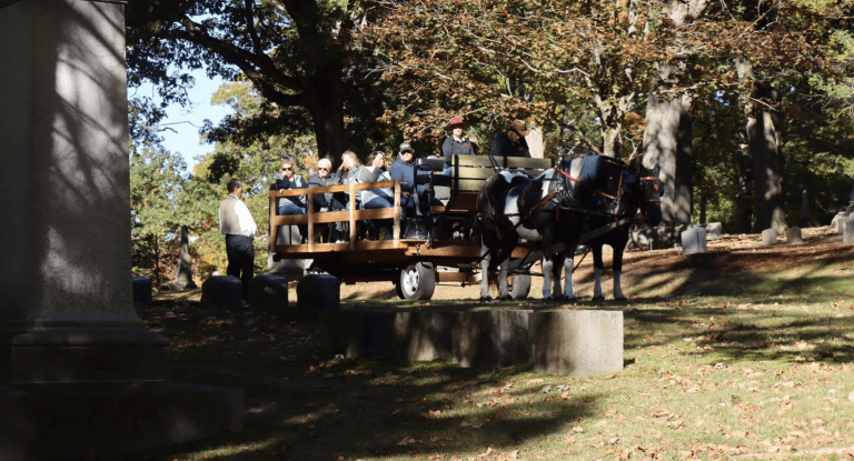 2026 carriage tours fenton